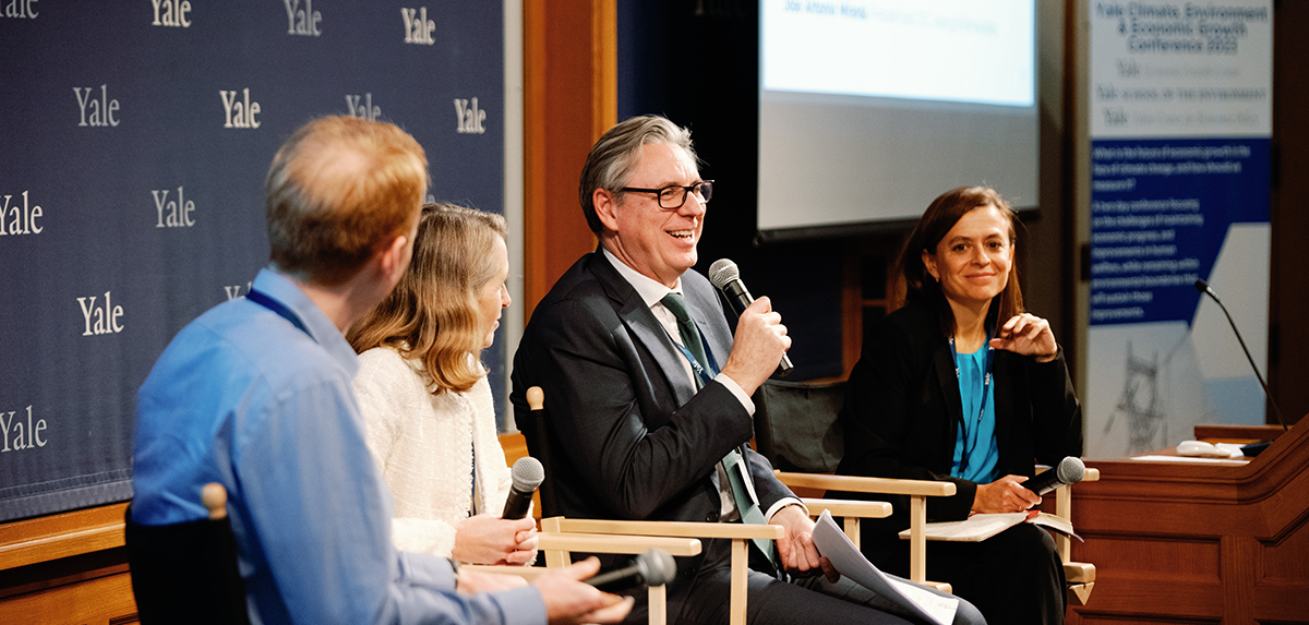 The panel discussion on renewable energy markets (L-R): Conference co-organizer Nicholas Ryan (Yale), Catherine Wolfram (MIT), Jose Antonio Miranda (President & Chief Executive Officer, Avangrid Renewables, LLC), and Natalia Fabra (UC3M)