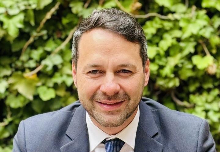 Headshot of Jorge Florez-Acosta