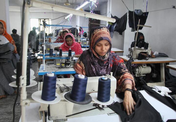Workers in a Bangladesh garment factory