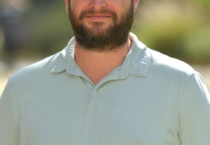 Shmuel San Headshot